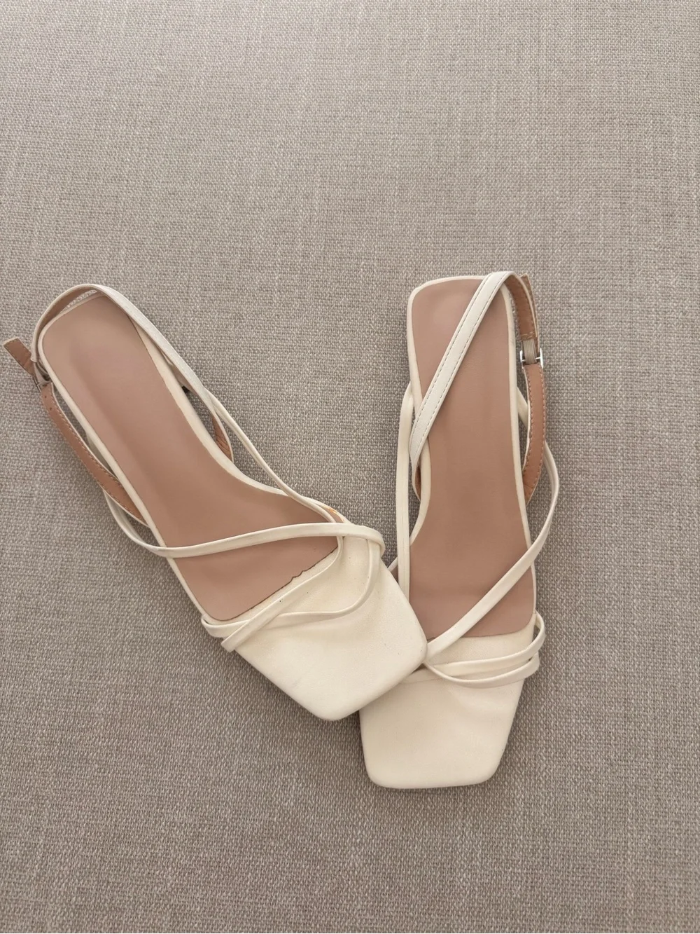 Women’s Strappy Square-Toe Slingback Sandals in white